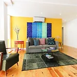 Joivy Avenida Apartment