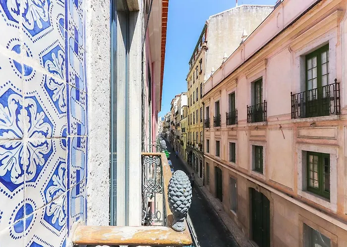Joivy Avenida * Lisboa
